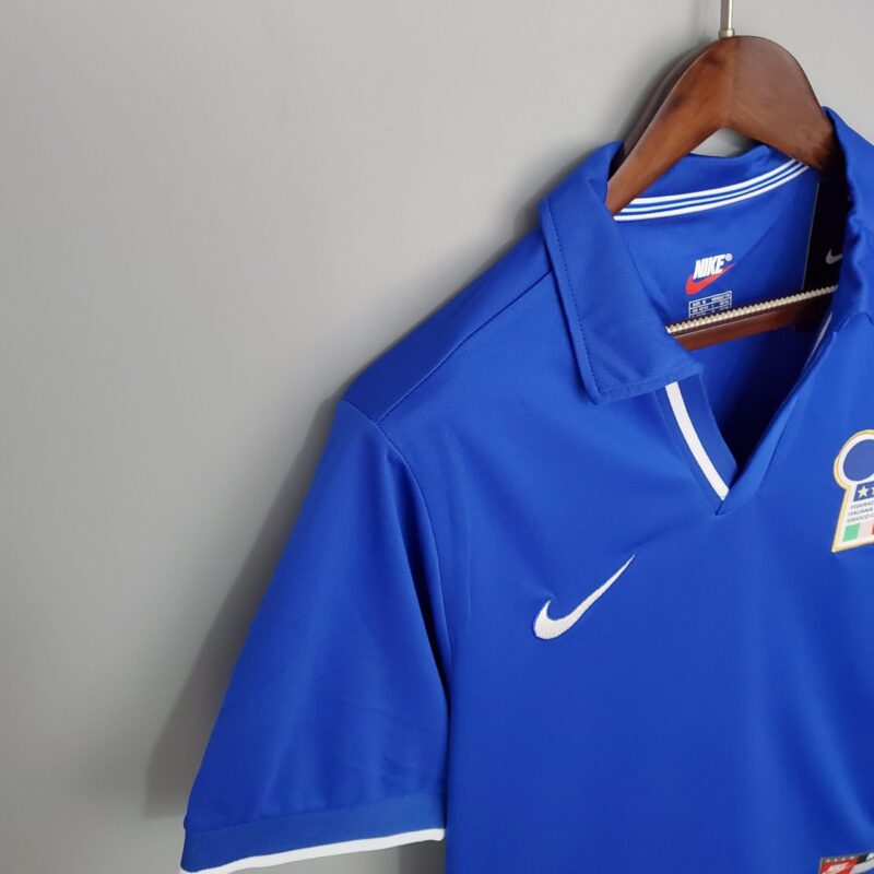 Maglia Italia home mondiali Francia 98 dettaglio
