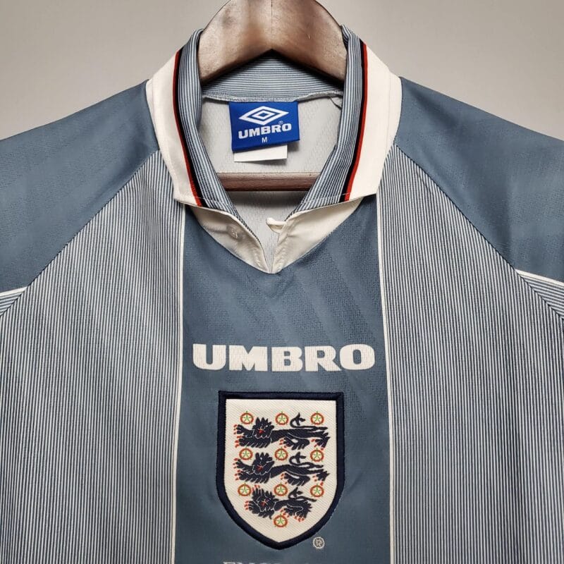 Maglia Inghilterra 1996 away retro dettaglio Umbro