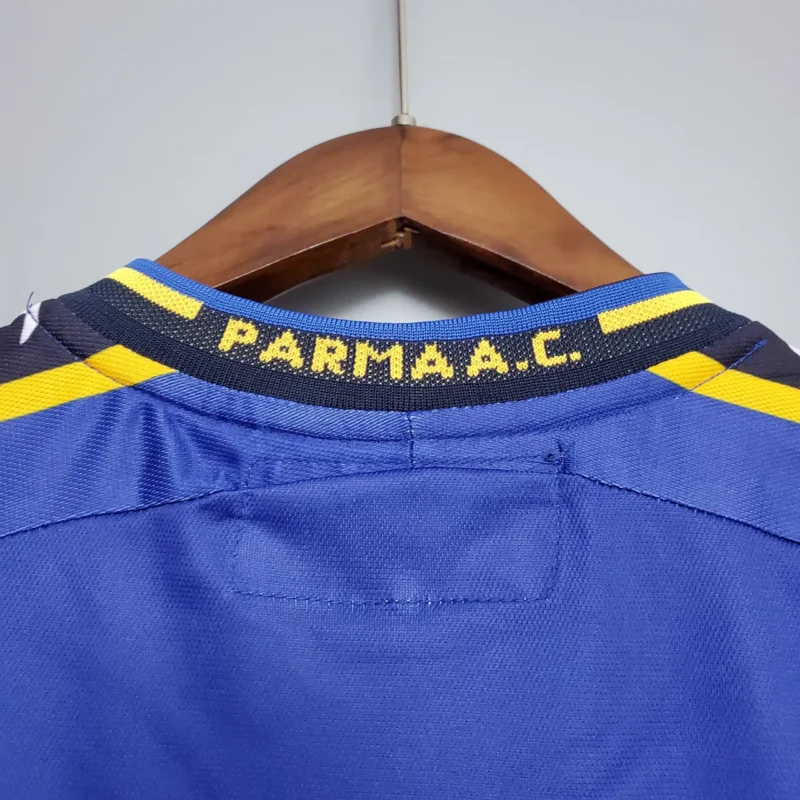 Parma Home 2001-02 dettaglio colletto da dietro