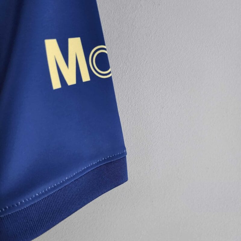 maglia Pumas UNAM home 22-23 dettaglio manica