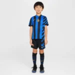 Completino Inter bambino 2024/25 home Nike indossato da bambino