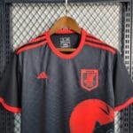 Maglia Giappone Black Panther 23-24 2 Maglia Giappone Black Panther 23-24 Adidas