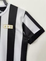 Maglia-Juventus-Anniversario-120-Anni-celebrativa-2 Maglia Juventus Anniversario 120 Anni celebrativa dettaglio 3 stelle