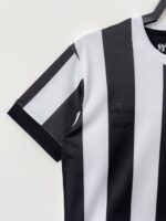 Maglia-Juventus-Anniversario-120-Anni-celebrativa-5 Maglia Juventus Anniversario 120 Anni celebrativa strisce bianconere