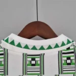 Maglia Nigeria 1994 Home 3 Maglia Nigeria 1994 Away dettaglio colletto