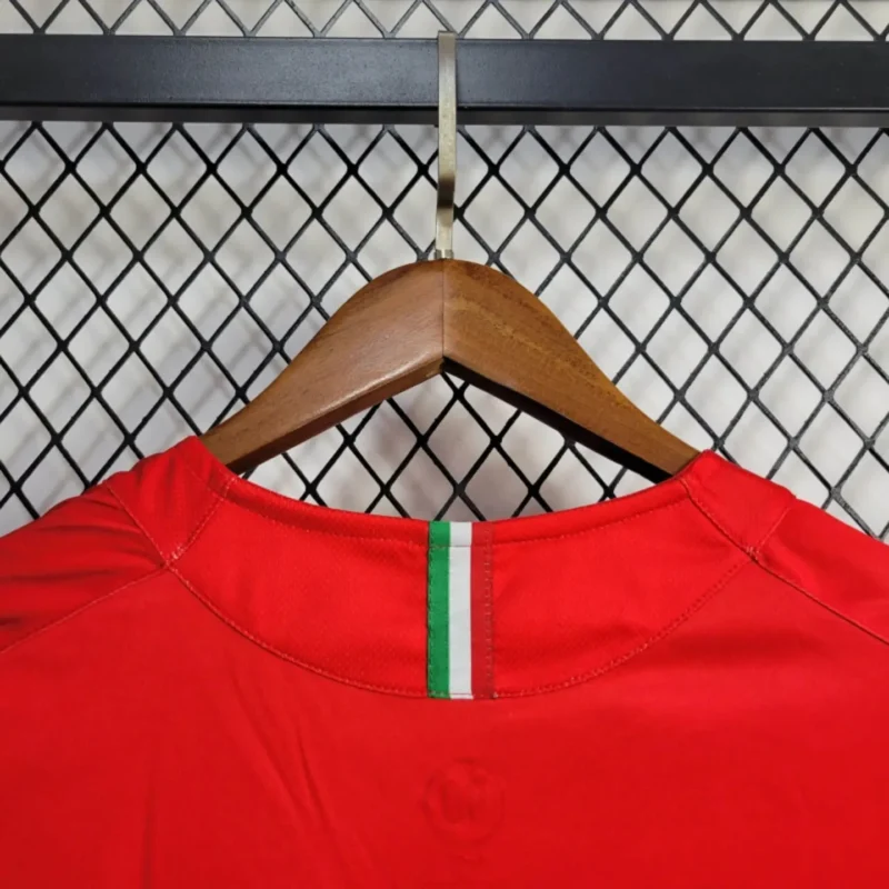 Maglia Juventus 2005/06 Away rossa Nike dettaglio colletto posteriore