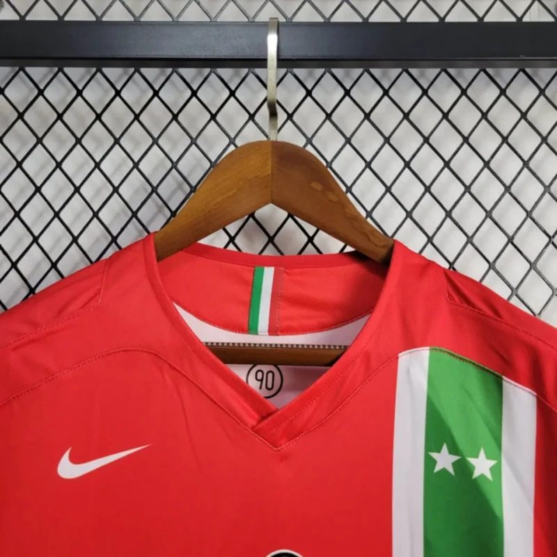 Maglia Juventus 2005/06 Away rossa Nike dettaglio colletto anteriore