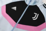 dettaglio zip della Tuta Juventus 2024/25 Adidas