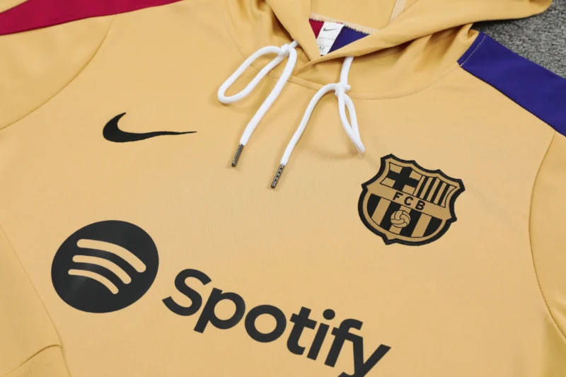 Tuta Barcellona 2024/25 Nike dettaglio cappuccio