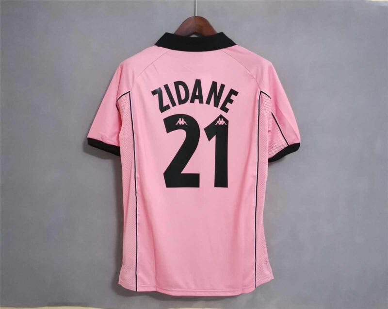maglia centenario Juventus 97 98 away rosa dettaglio Personalizzazione Zidane