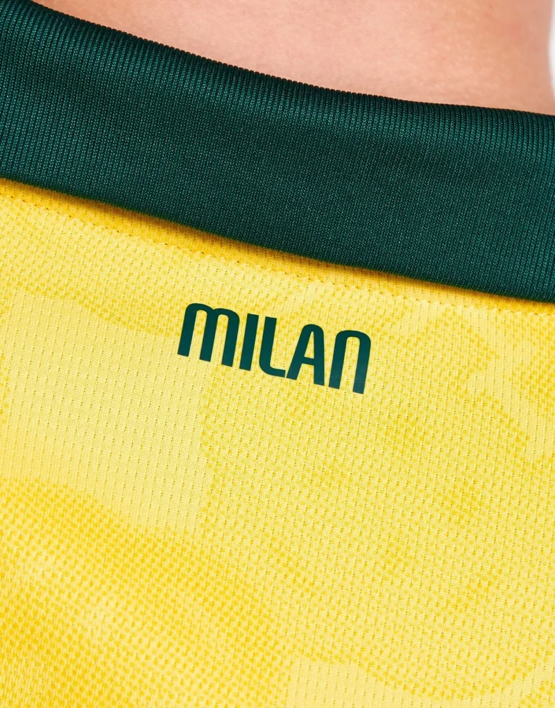 maglia Milan 2025-26 Third Puma gialla dettaglio scritta Milan sul colletto posteriore