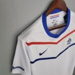 dettaglio laterale della maglia Olanda vintage 2010-11 away