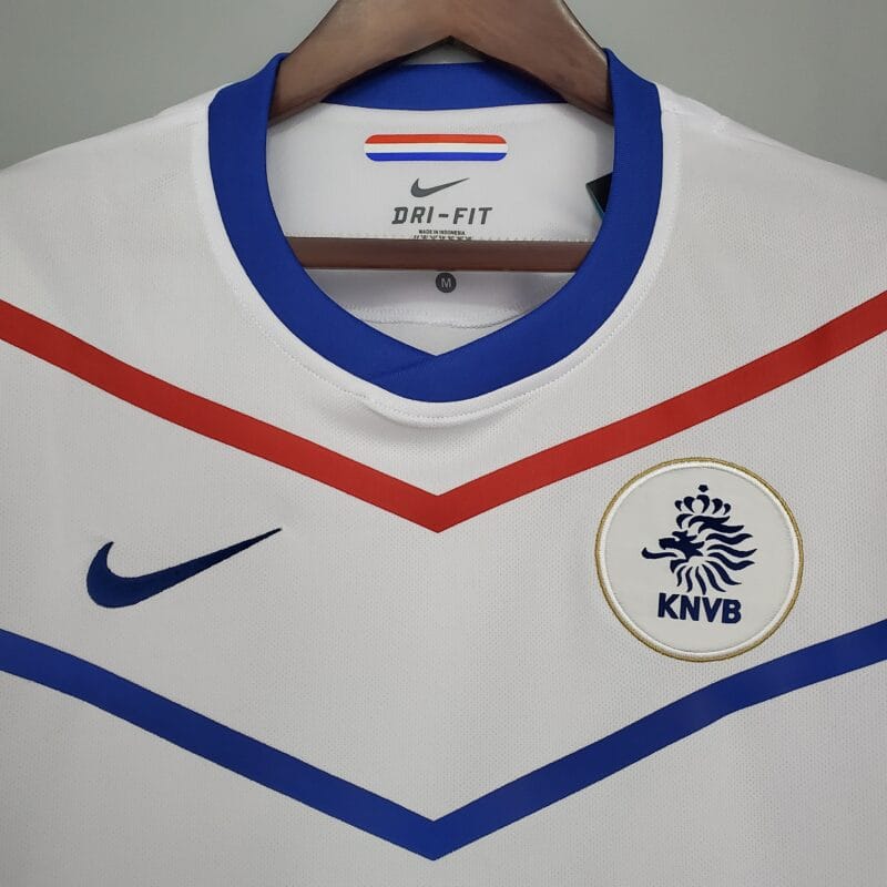 dettaglio petto della maglia Olanda vintage 2010-11 away