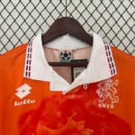 dettaglio colletto della maglia Olanda vintage1996 Home Lotto