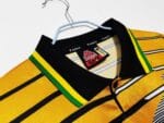 dettaglio colletto della maglia Sudafrica calcio 1994 Kappa