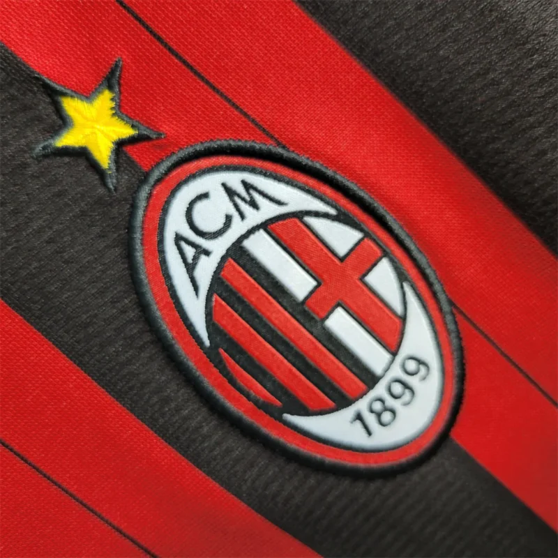 maglia Milan 2013/14 Home dettaglio logo Ac Milan