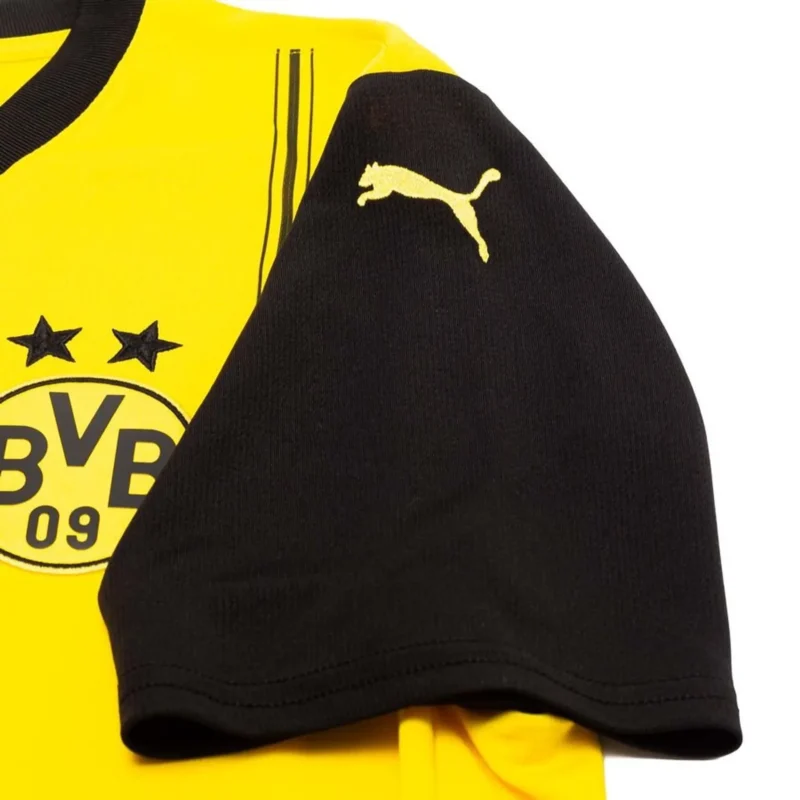 maglia Borussia Dortmund 2024 25 home Puma dettaglio manica corta con logo Puma