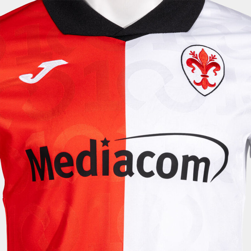 maglia Fiorentina centenario 2026 dettaglio petto
