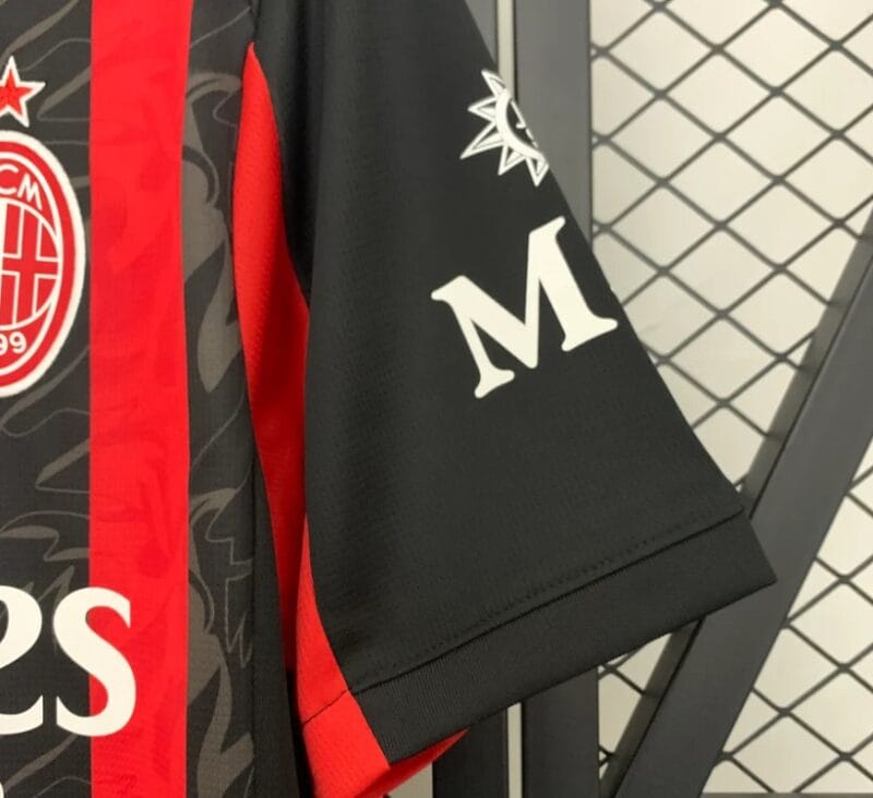 maglia Milan 2025/26 Home Puma dettaglio manica