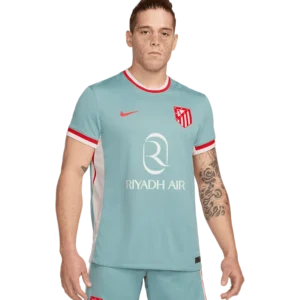 Maglia Atletico Madrid 2024/25 Away Nike indossata da modello